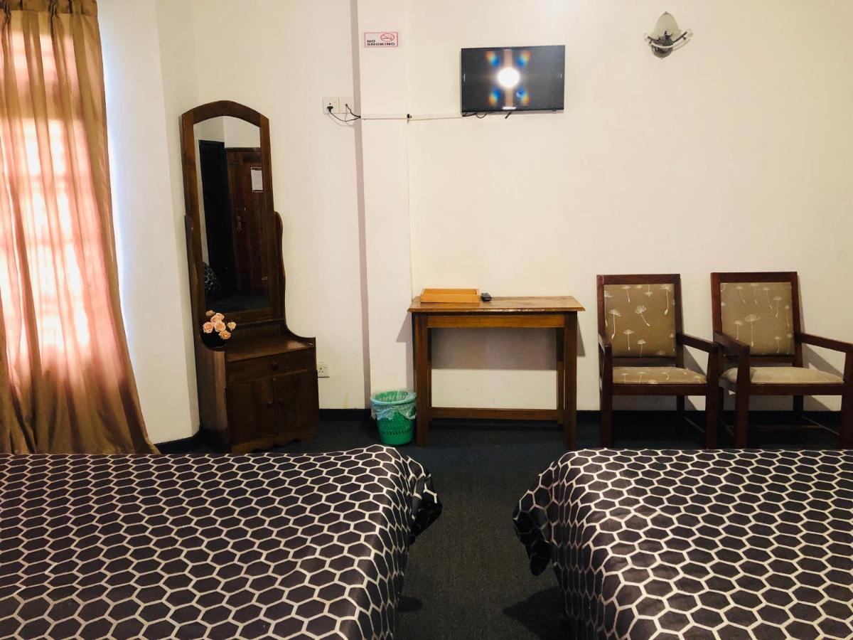 New Royal Mount Hotel Nuwara Eliya Zewnętrze zdjęcie