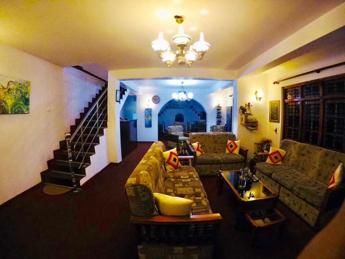 New Royal Mount Hotel Nuwara Eliya Zewnętrze zdjęcie